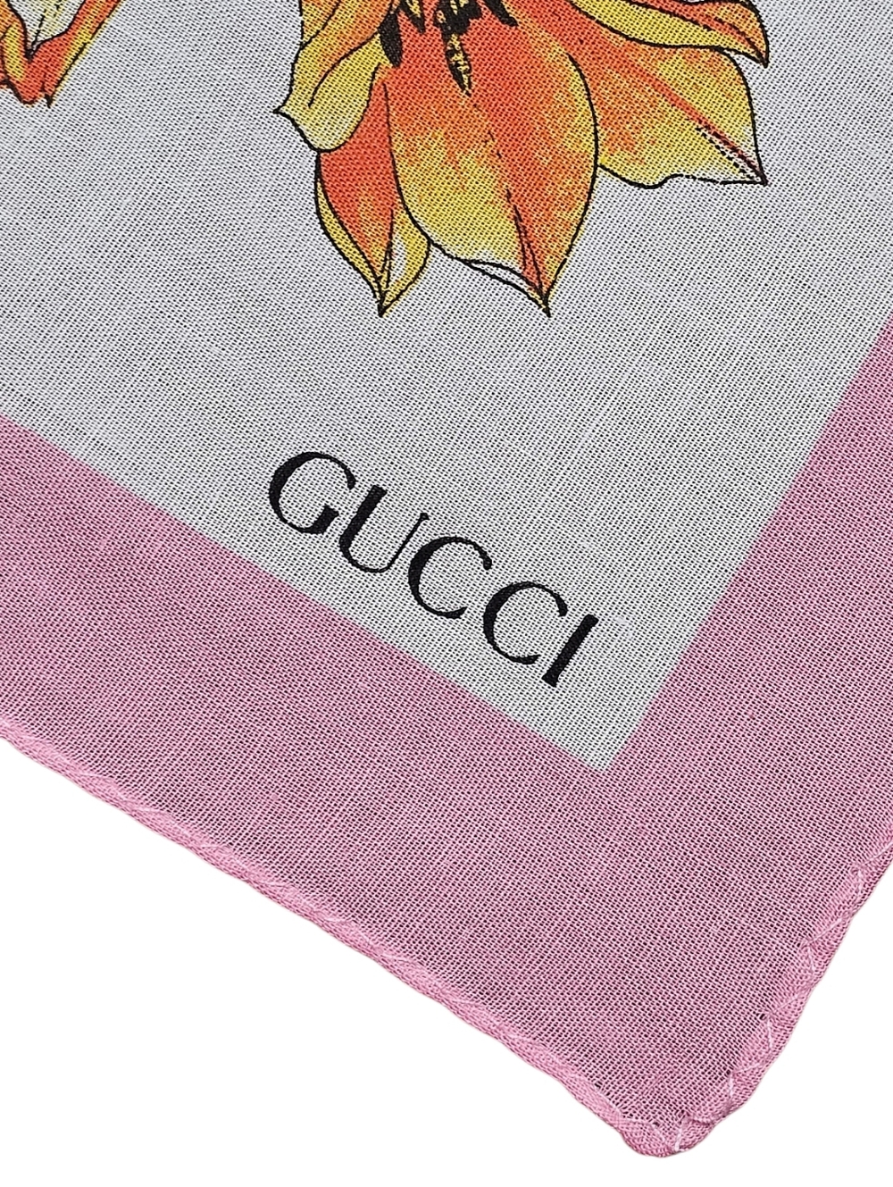 GUCCI SCARF - Picture 2 of 13